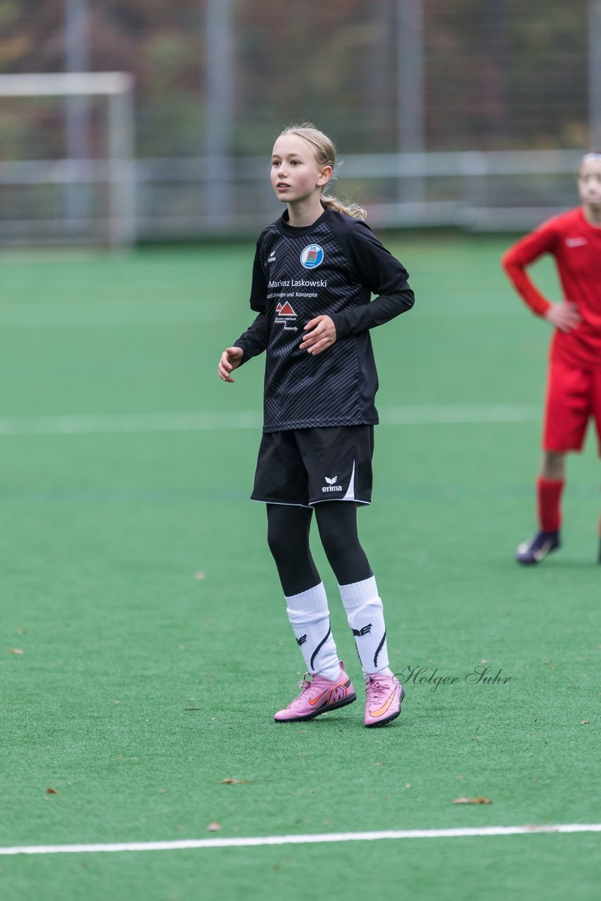 Bild 326 - wCJ VfL Pinneberg - Eimsbuettler TV : Ergebnis: 0:3